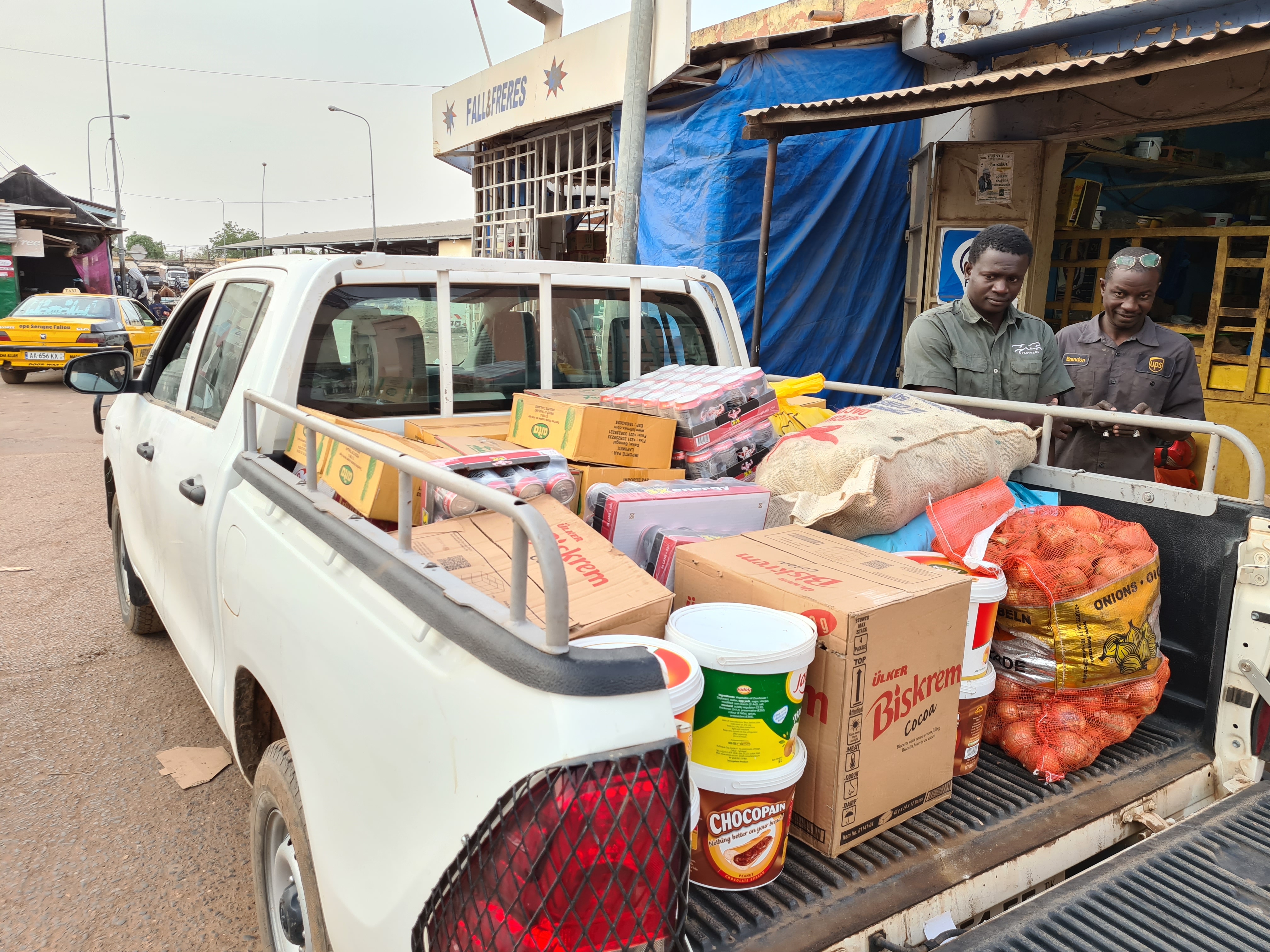 The coordination team collecting some provisions for the survey.