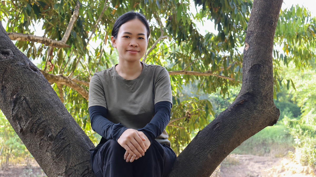 Welneita Ribut during a deep forest patrol.