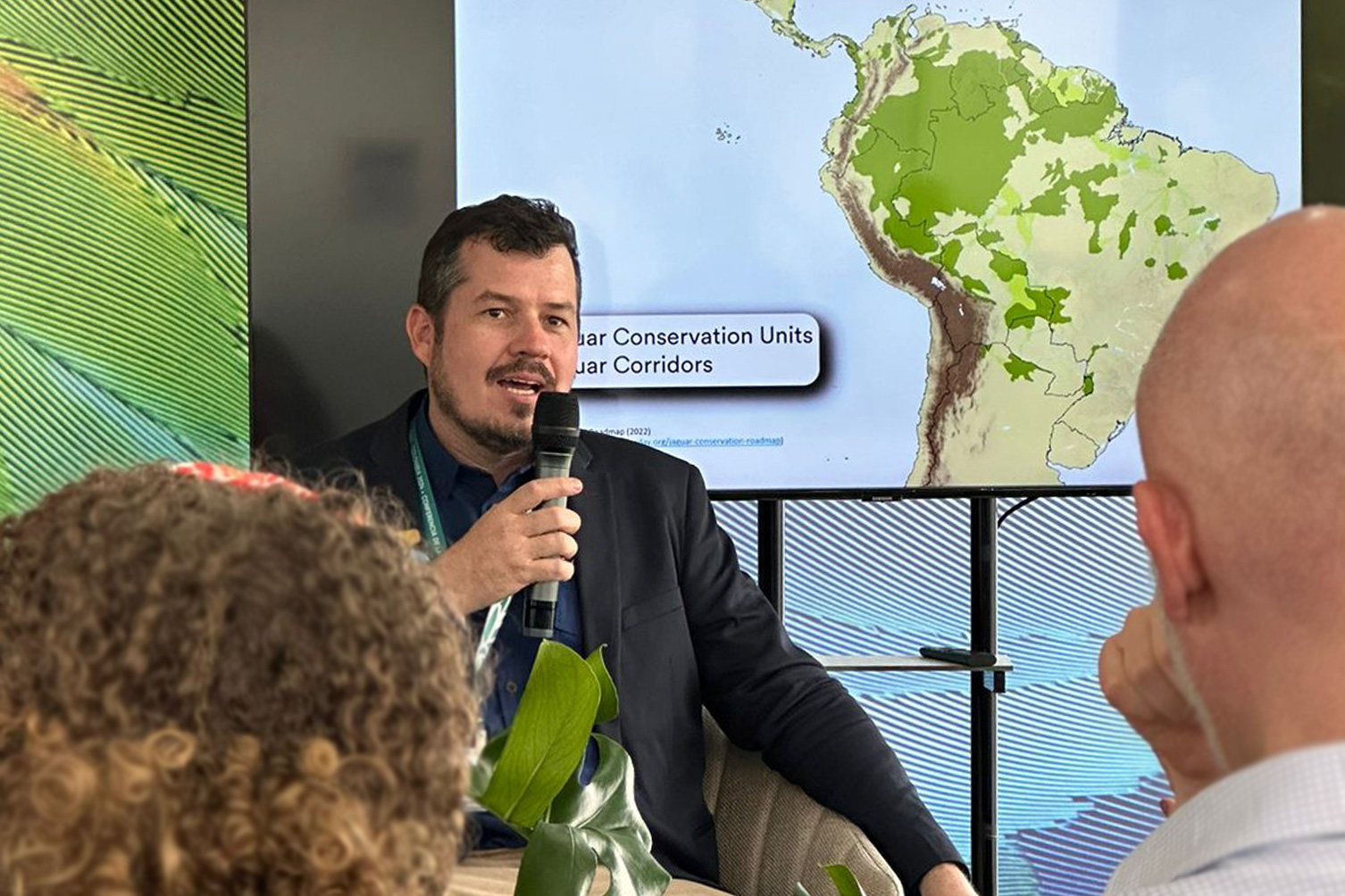 Man speaking with mic